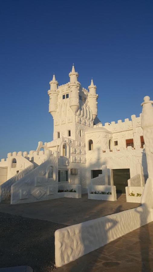 Snow White Castle Apartment Kiotari Esterno foto