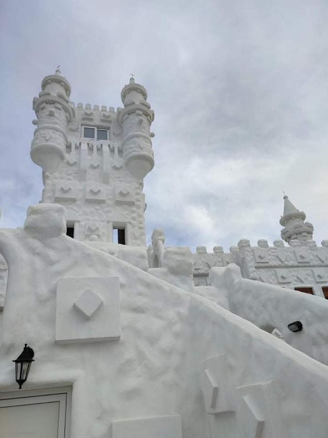 Snow White Castle Apartment Kiotari Esterno foto