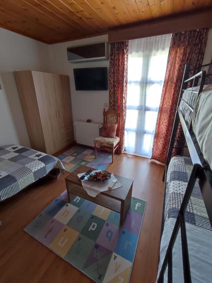 Snow White Castle Apartment Kiotari Esterno foto